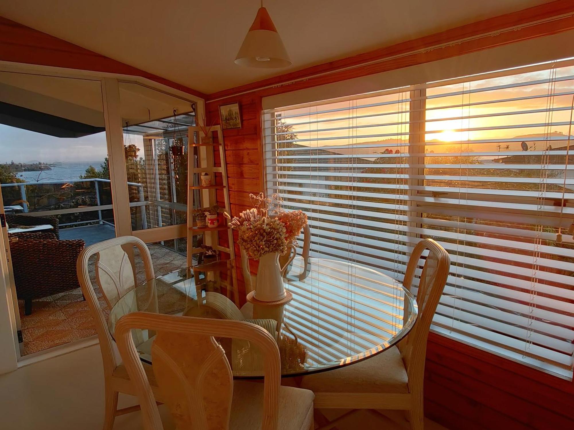 Delight In Birch-Lake View Holiday Home Lac Lac Taupo Extérieur photo