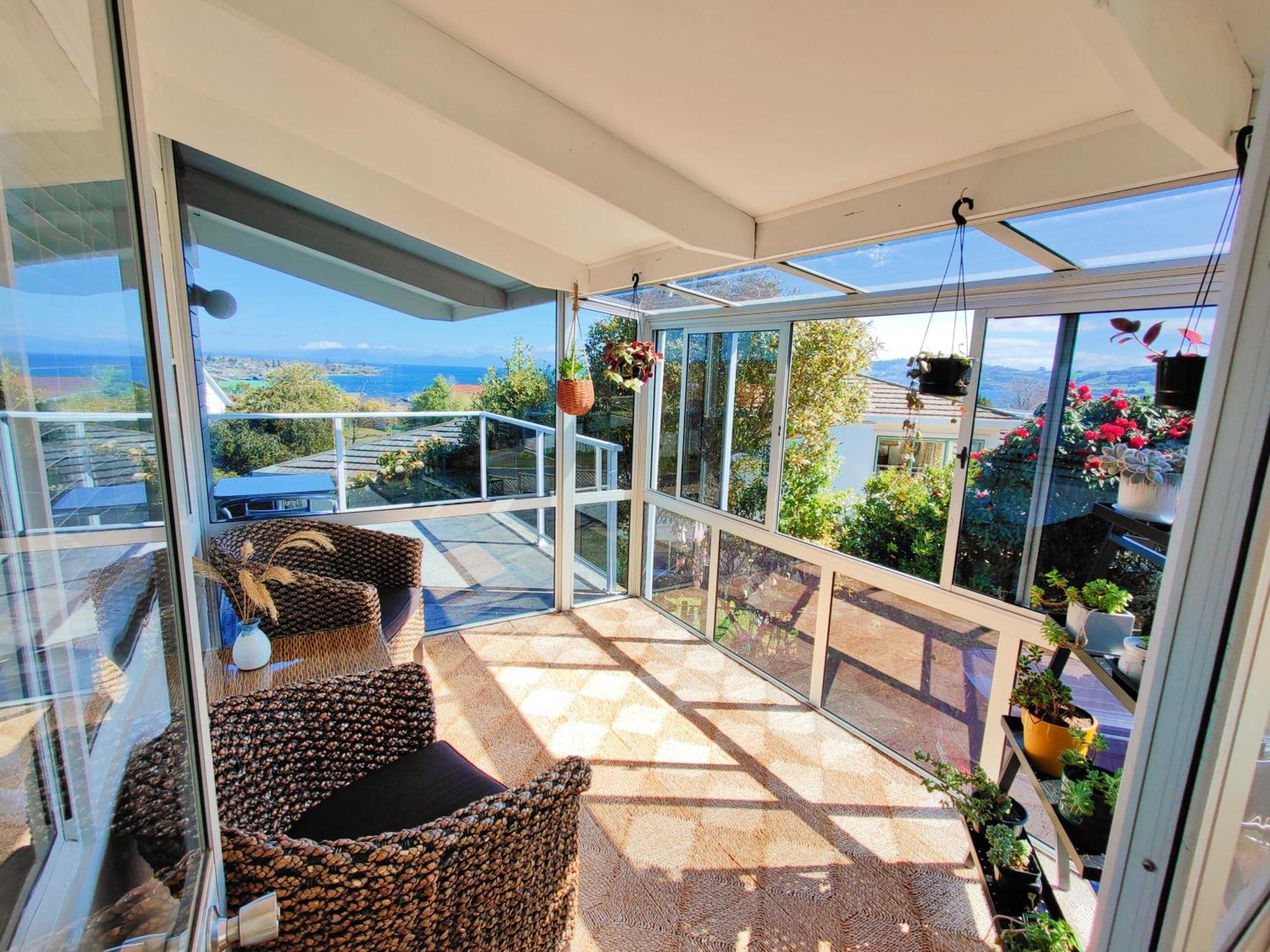 Delight In Birch-Lake View Holiday Home Lac Lac Taupo Extérieur photo